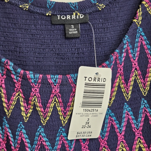 Torrid size 3 navy and rainbow embroidered tank top NWT - Picture 5 of 9